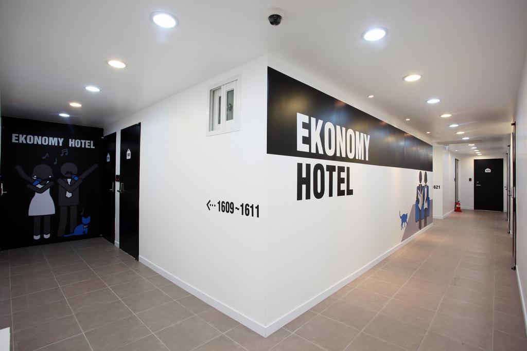 Ekonomy Hotel Myeongdong Central Seoul Ngoại thất bức ảnh
