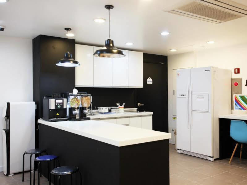 Ekonomy Hotel Myeongdong Central Seoul Ngoại thất bức ảnh